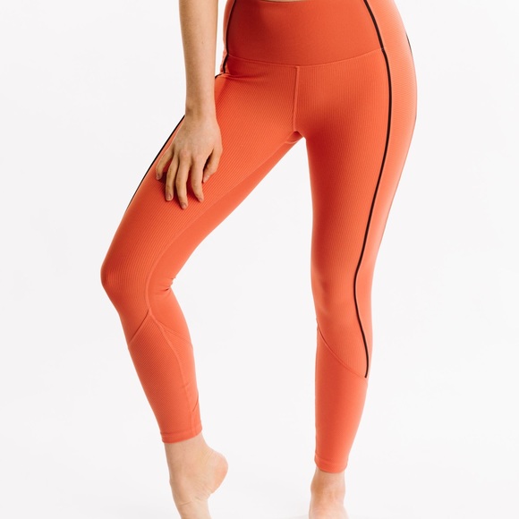 Zyia Burnt Orange Ribbed Premium 